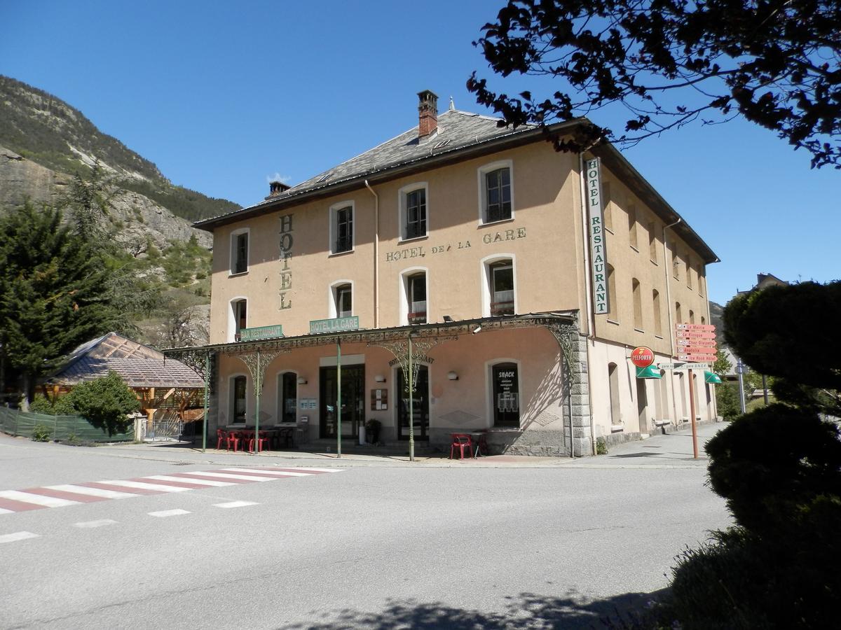 Hotel La Gare LʼArgentière-la-Bessée Exterior foto