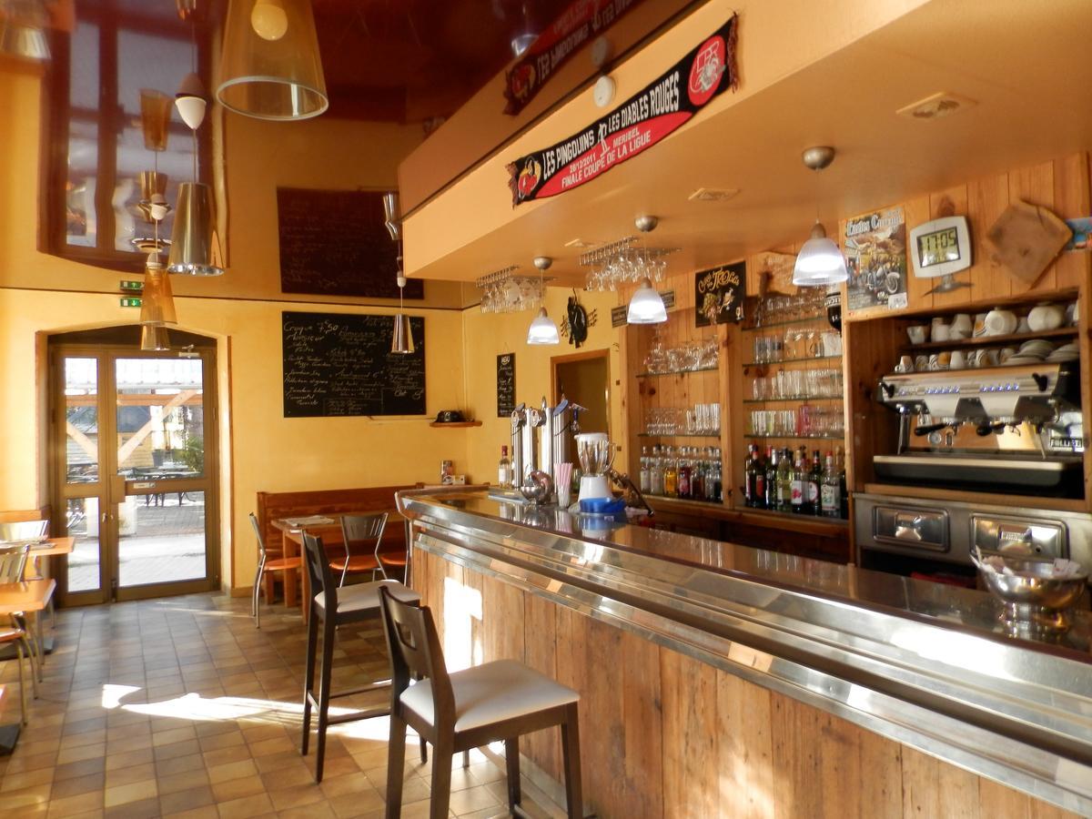 Hotel La Gare LʼArgentière-la-Bessée Exterior foto
