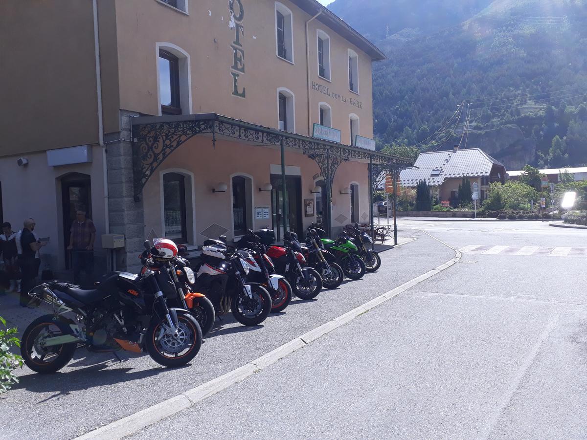Hotel La Gare LʼArgentière-la-Bessée Exterior foto