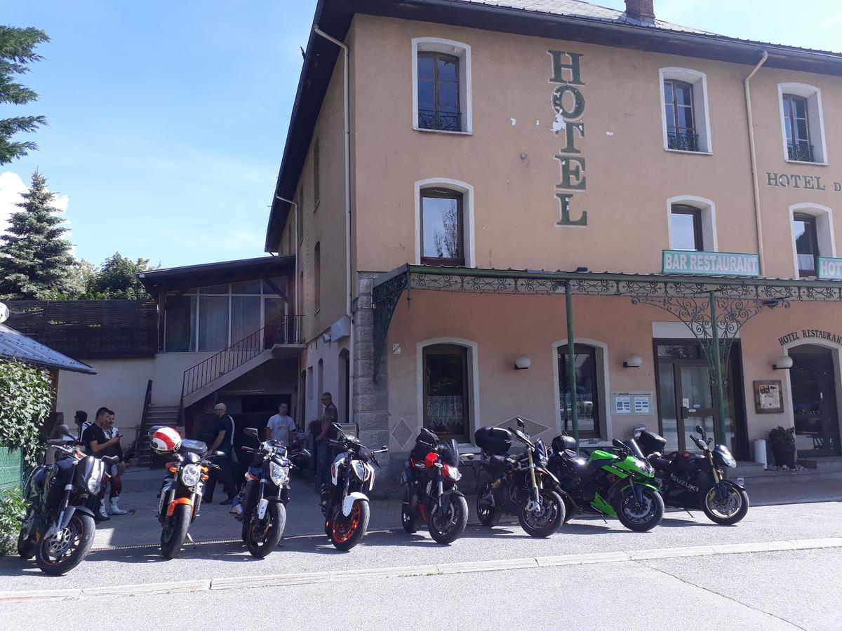 Hotel La Gare LʼArgentière-la-Bessée Exterior foto